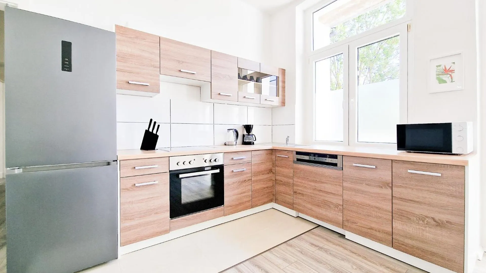 Raj Living - 3 Zimmer Wohnungen Mit Balkon - 15 Min Zur Messe Dus Düsseldorf